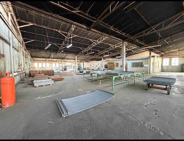 1,020M² FACTORY TO LET IN ALRODE